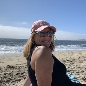 Meet your Posher, Ellen